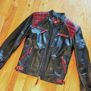 Men's Lambskin Leather Jacket. Slim-Fit, Large. Black and Red